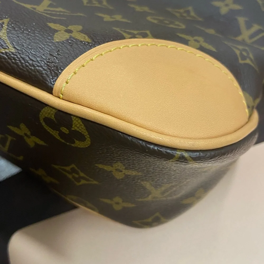 Louis Vuitton Boulogne - Picture 14 of 15